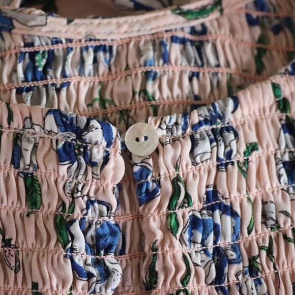 DR2 Pink and Blue Floral Ruched Stretchy Summer Top Size Large - Picture 9 of 11